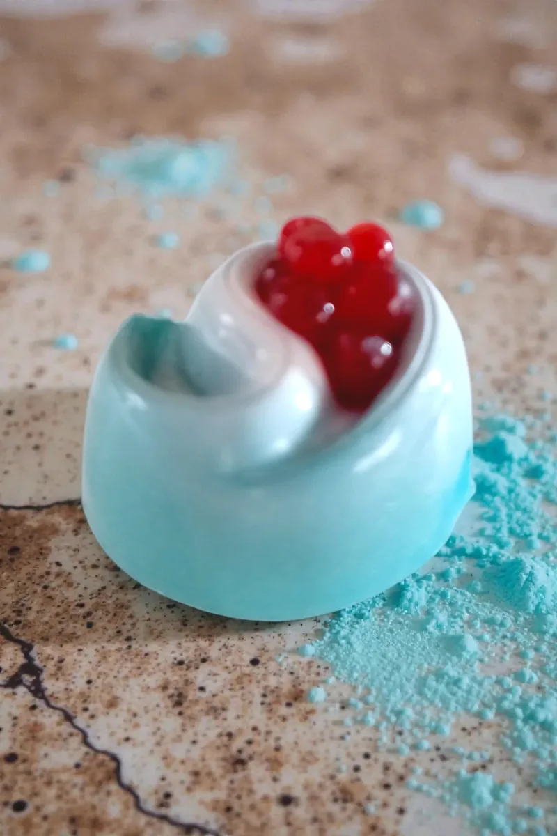 Pistache e Caviar de Frutas Vermelhas